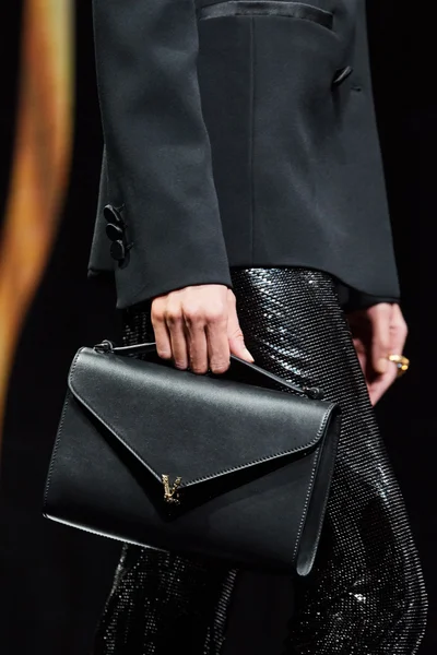 Look 237